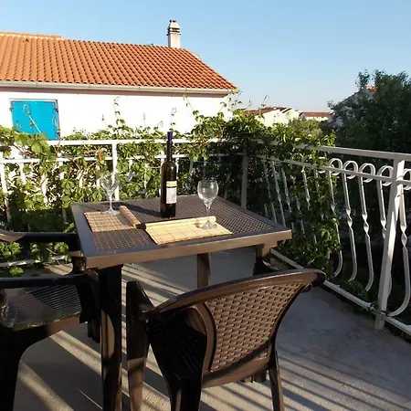 Apartment Ivana Vodice Exterior photo